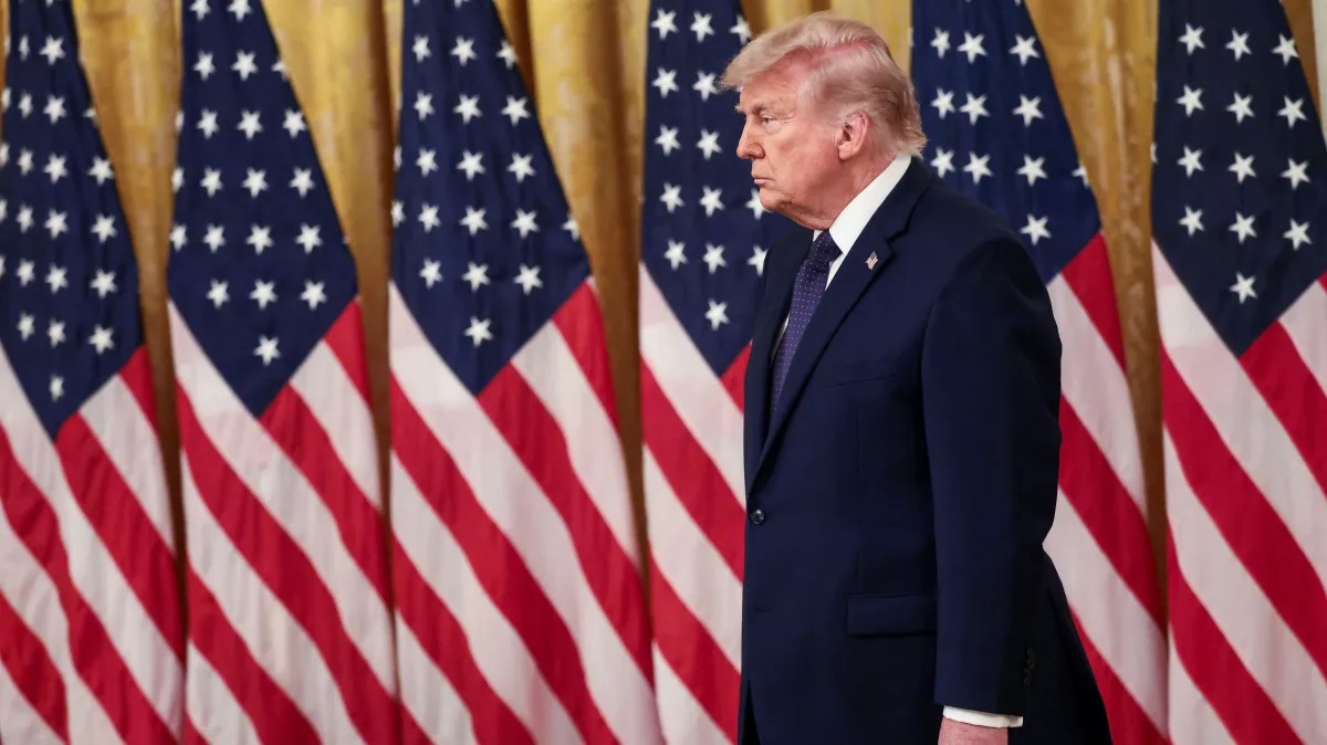 Trump anuncia início de novas negociações com Irã; petróleo recua no mercado internacional