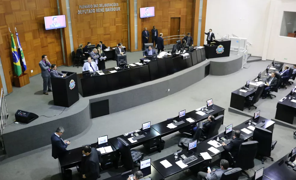 Veto a reajuste de 6,8% do TJMT some da pauta e sindicato reage